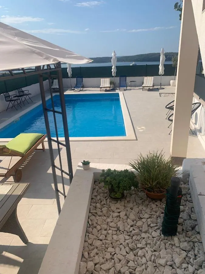 Apartments Villa Bella Vista Seget Trogir 0*,