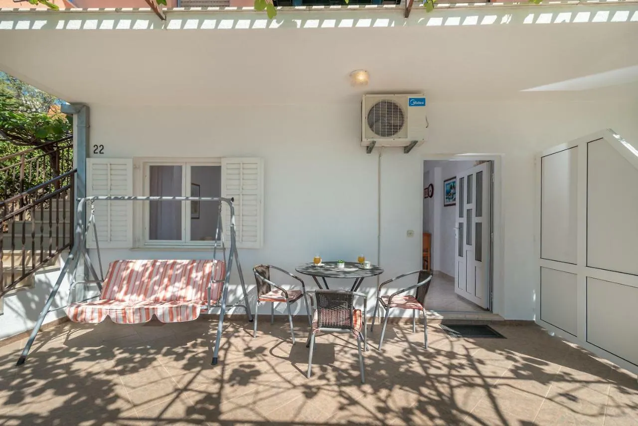 Apartments Villa Bella Vista Seget Trogir 0*,  Hırvatistan